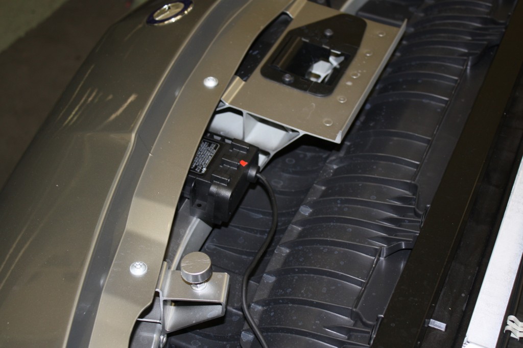 Hidden radar detector in the front bumper of a Mercedes SLS AMG