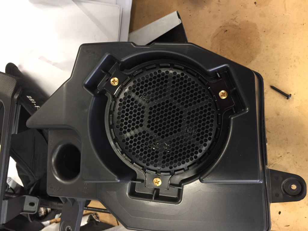 Jeep Wrangler JL Stereo Upgrade - OEM speaker enclosure pic