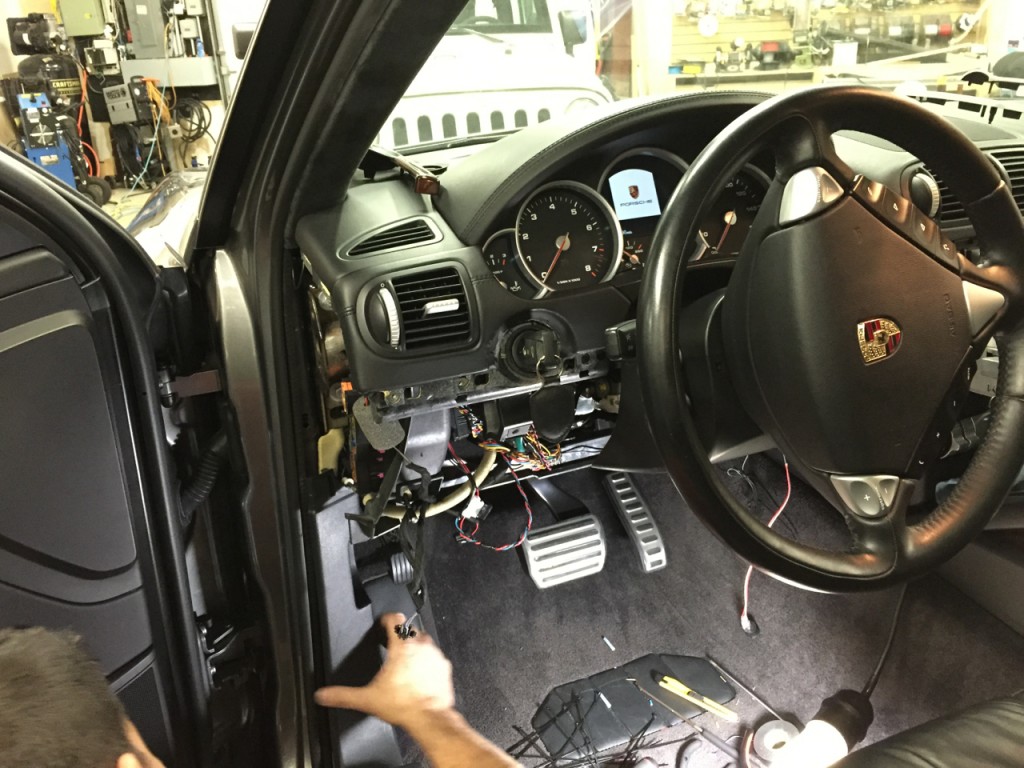 Remote Start Install Porsche Cayenne