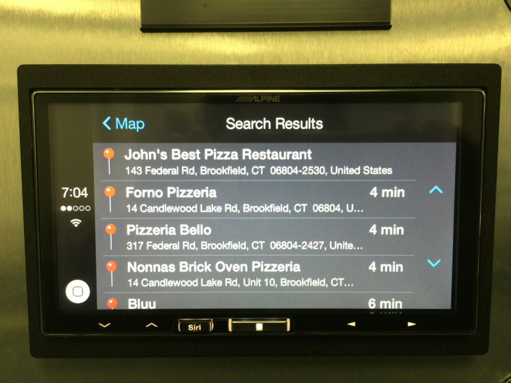 Alpine iLX-007 Review - Siri finds me some pizza