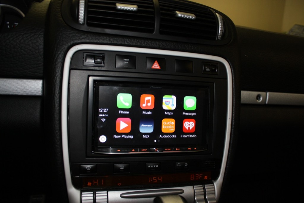 Porsche Cayenne Navigation Upgrade - Apple CarPlay