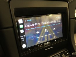 Alpine iLX-107 Apple CarPlay for Porsche 991