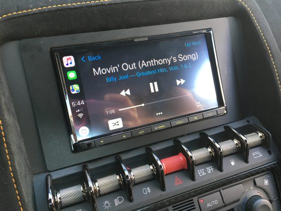 Apple CarPlay Upgrade Lamborghini - Kenwood DMX7706s